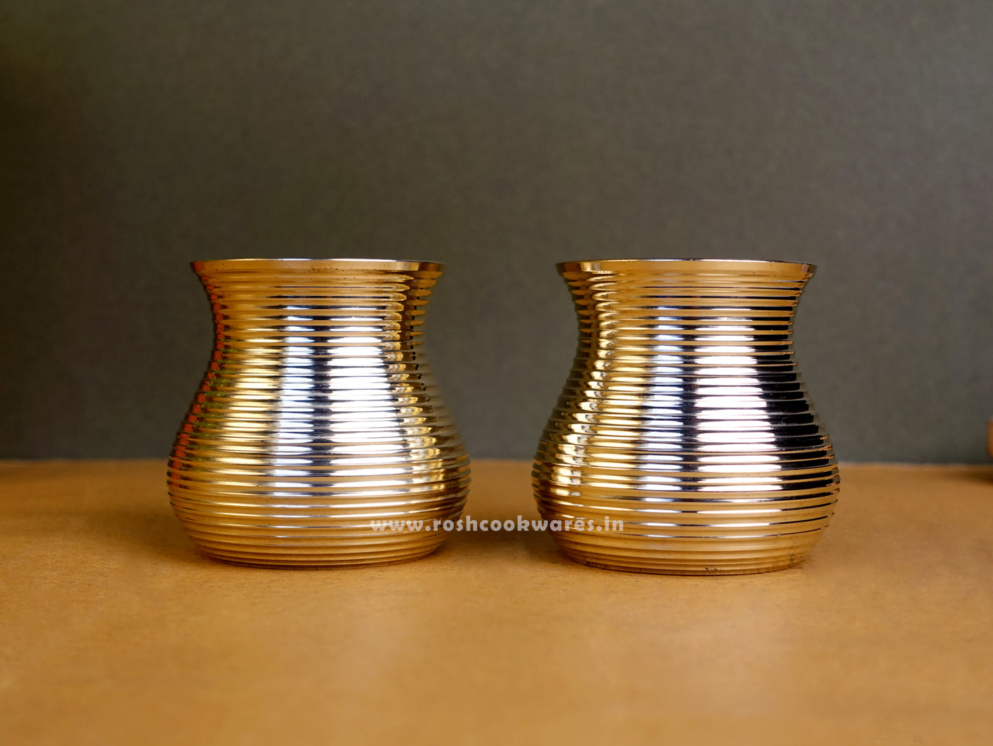 Glass Ring Type - Bronze - Set of 2.