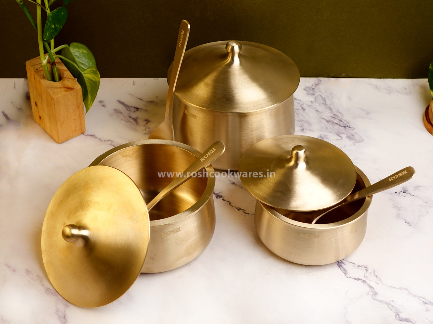 Serving Handi - Kansa - Premium Quality - With Lid .