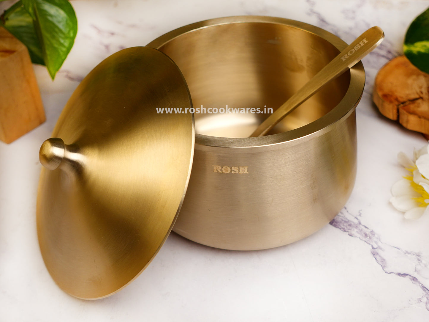 Serving Handi - Kansa - Premium Quality - With Lid .