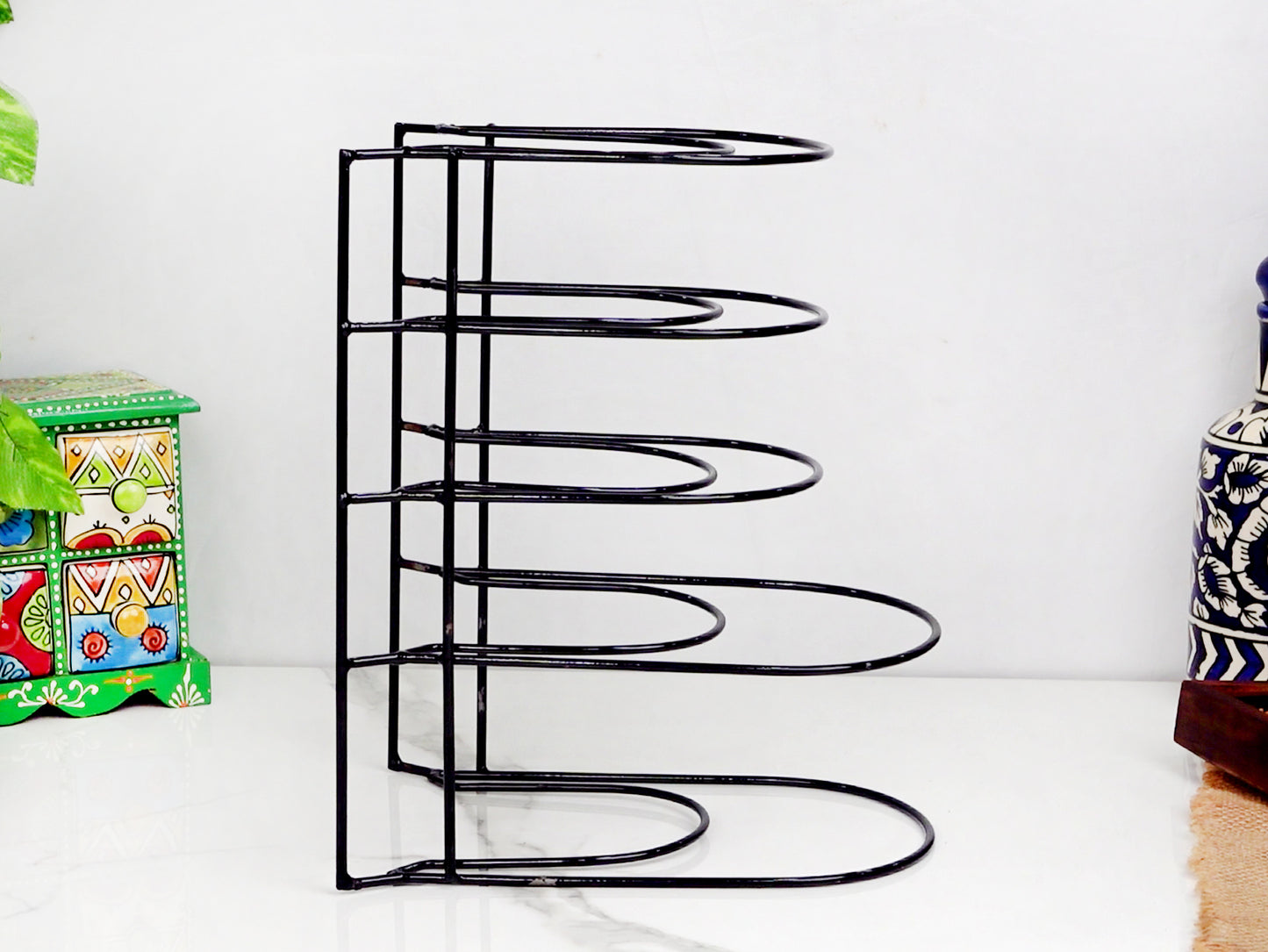 Storage Stand - Iron - U Type . Suitable for storage of 8 to 9 products.