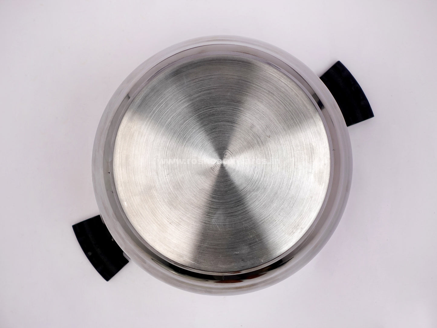 Idly Cooker - Steel - (Curve Body ) - 6 Plates - 24 Pits Pan . Sandwich Bottom .