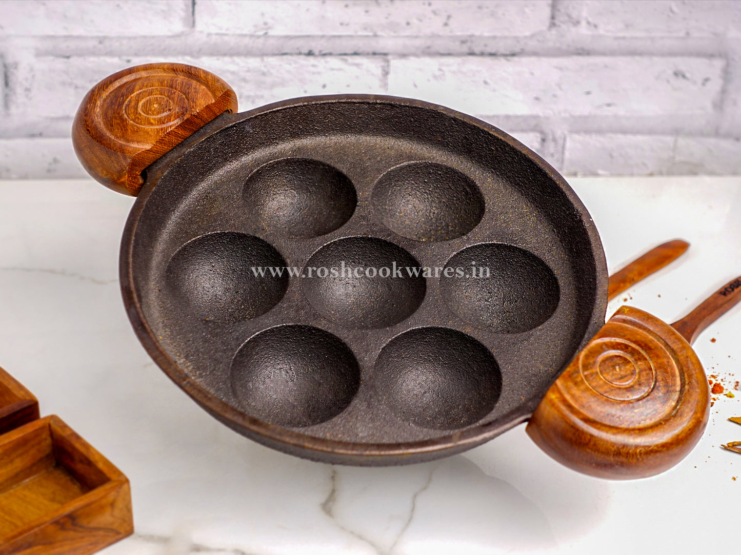 Paniyaram Pan - 7 Pit - Round - Induction Base . Premium Wooden Handle .