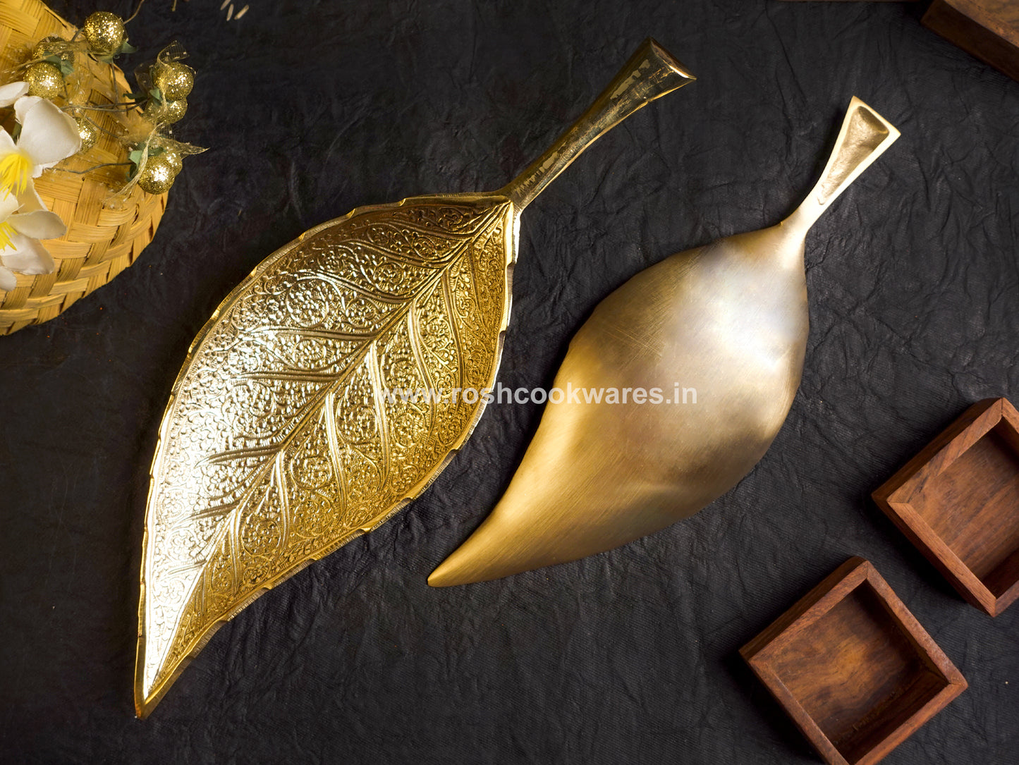 Bronze after mint server - Self design - Leaf Shaped .