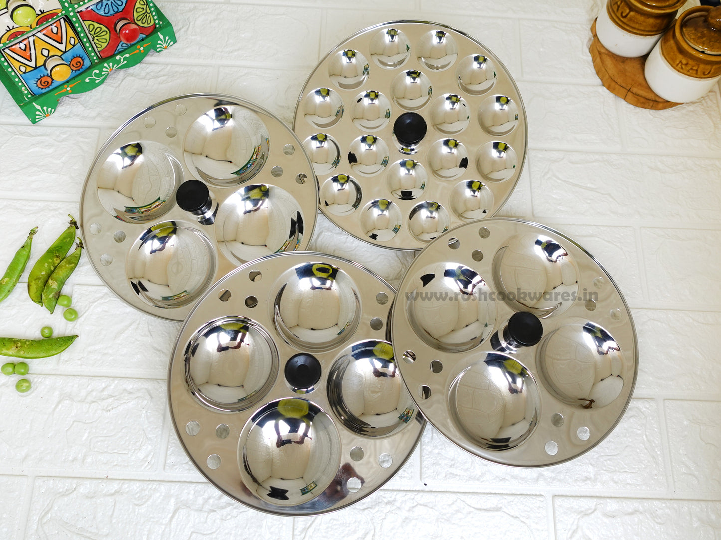 Idly Cooker - Steel - (Straight Body ) - 3 Plates 12 Pit Idli - 1 Plate Mini Idli -1 Steamer . . Plain Bottom .